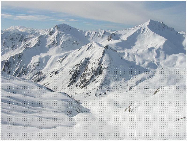 109-0930_IMG.jpg - Versant sud, la vallon de Plan Brunet: une belle descente en moquette nous attend !