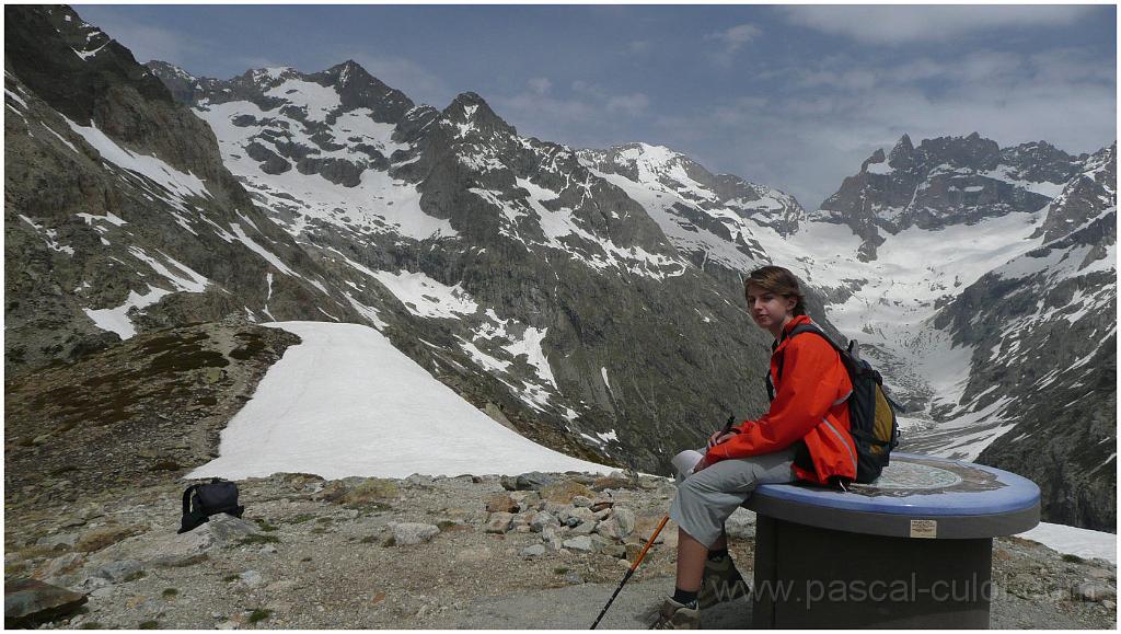 P1040979.jpg - Incroyable mais vrai: on est seuls au sommet de la Maye !