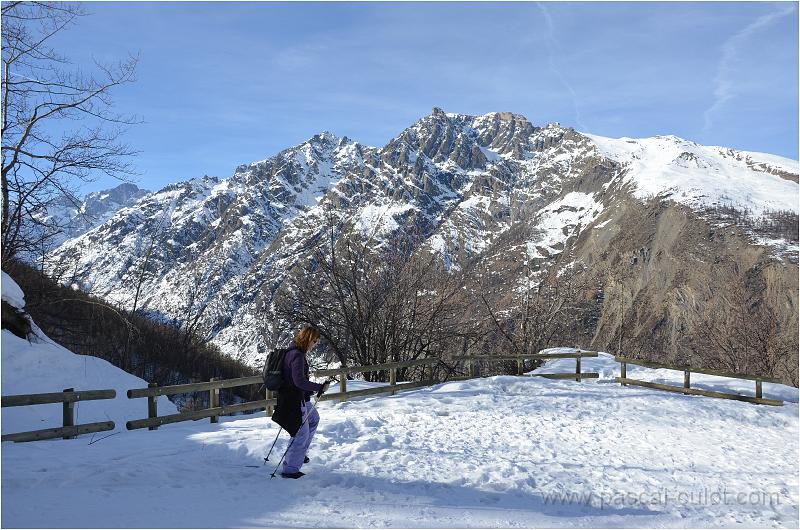 DSC_0420.jpg - Celce Ni�re et les Bans ?  depuis un belv�d�re.