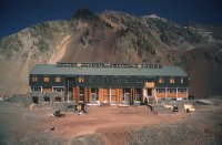 L'hotel refuge le plus haut du monde (4300m)