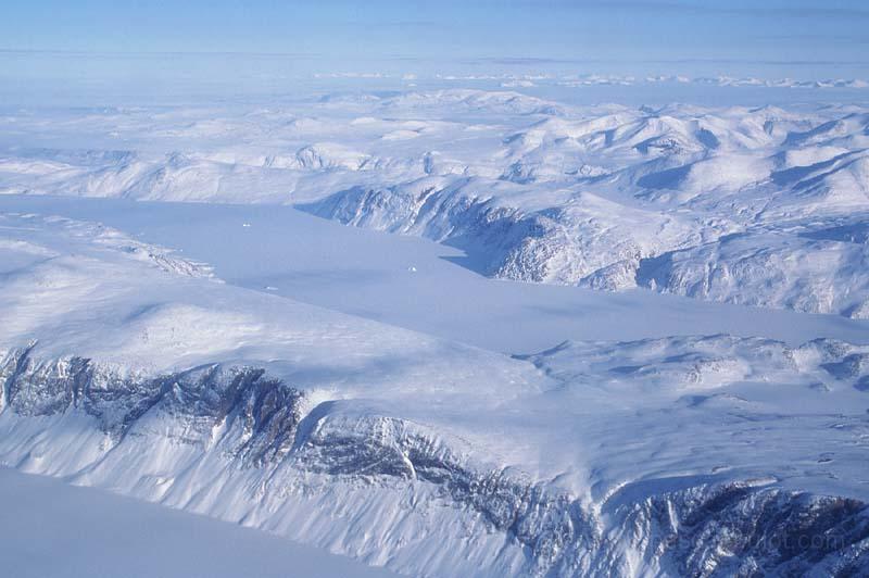baf02.jpg - L'un des immenses glaciers � remonter