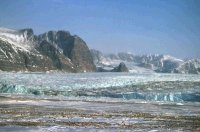 Le Mittaglefflerbreen vu du camp 2, un jour de beau temps